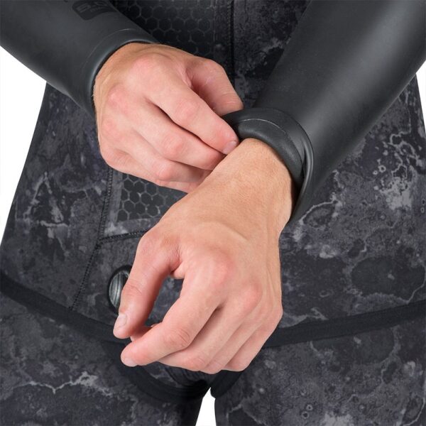 Mares M3rge wetsuit cuffs