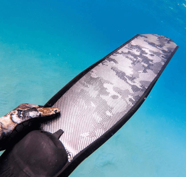DiveR Camo Spearfishing Fins - Image 2