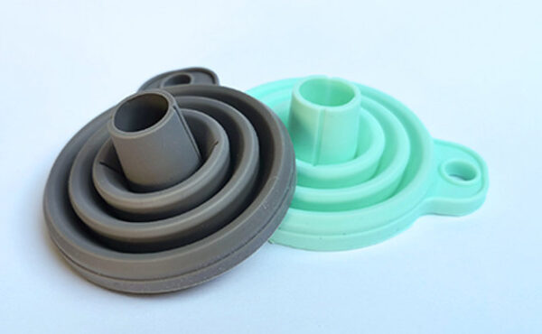 Octacle Collapsible Funnel - Image 3